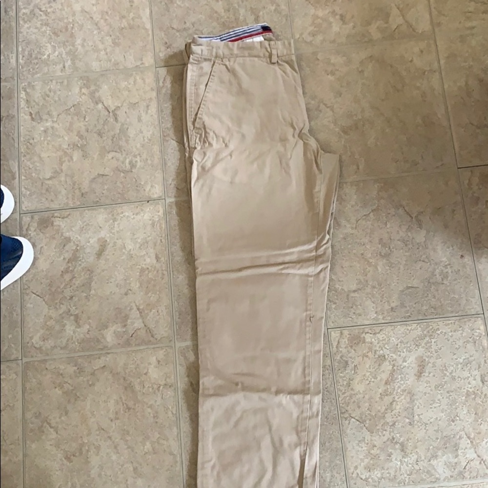 Tommy Hillfiger  classic fit khaki pant